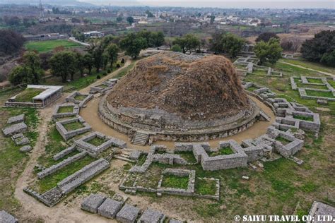 Stupa z Taxili - Pomnik architektury w stylu Gandhary i świadectwo starożytnej wiary!